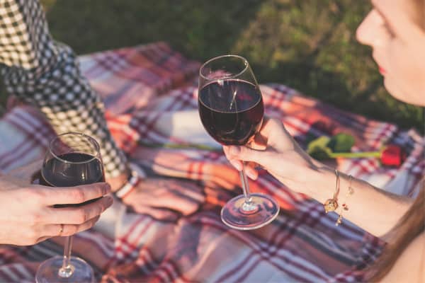 Photo of couple on picnic